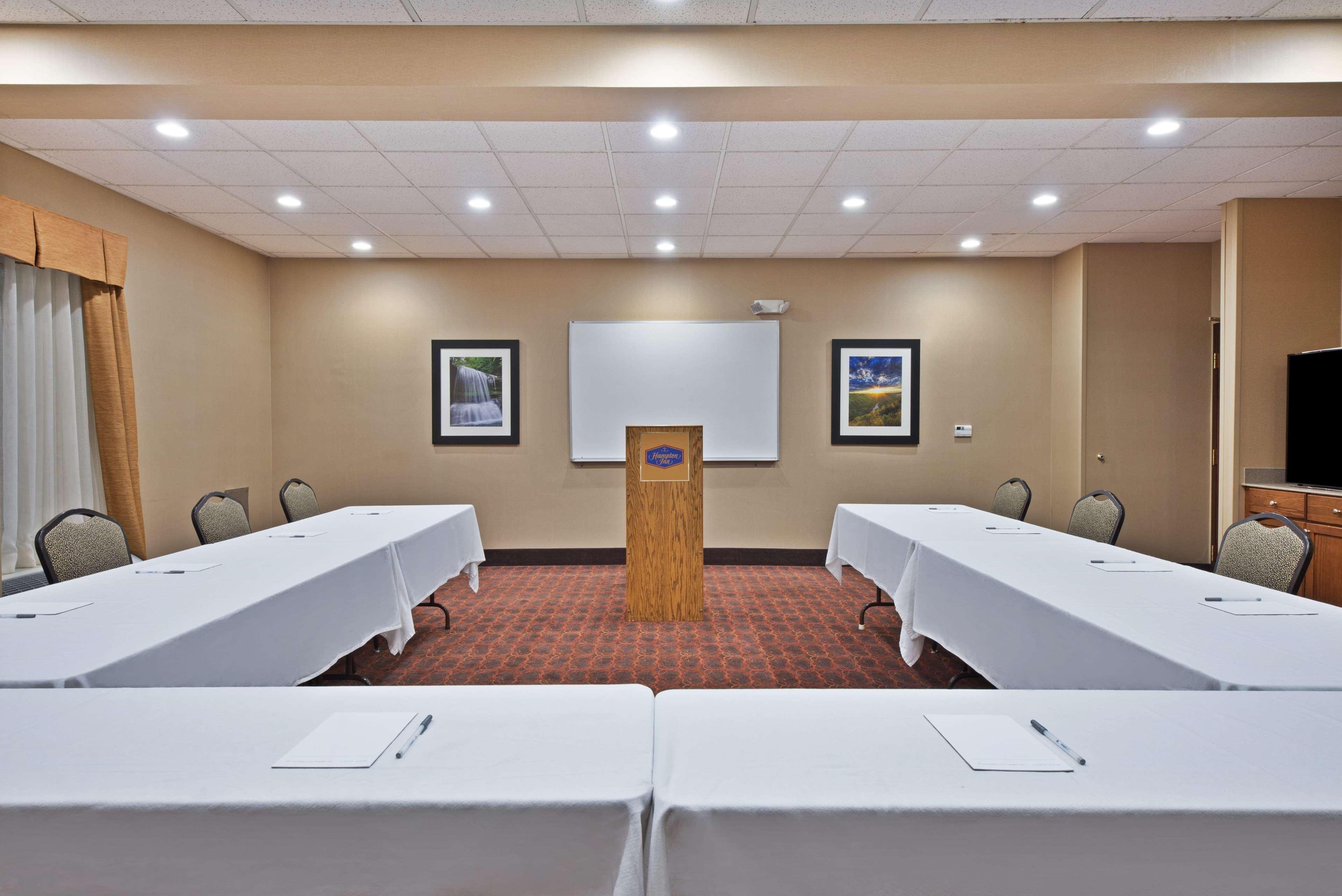 Hampton Inn Winfield Teays Valley Extérieur photo