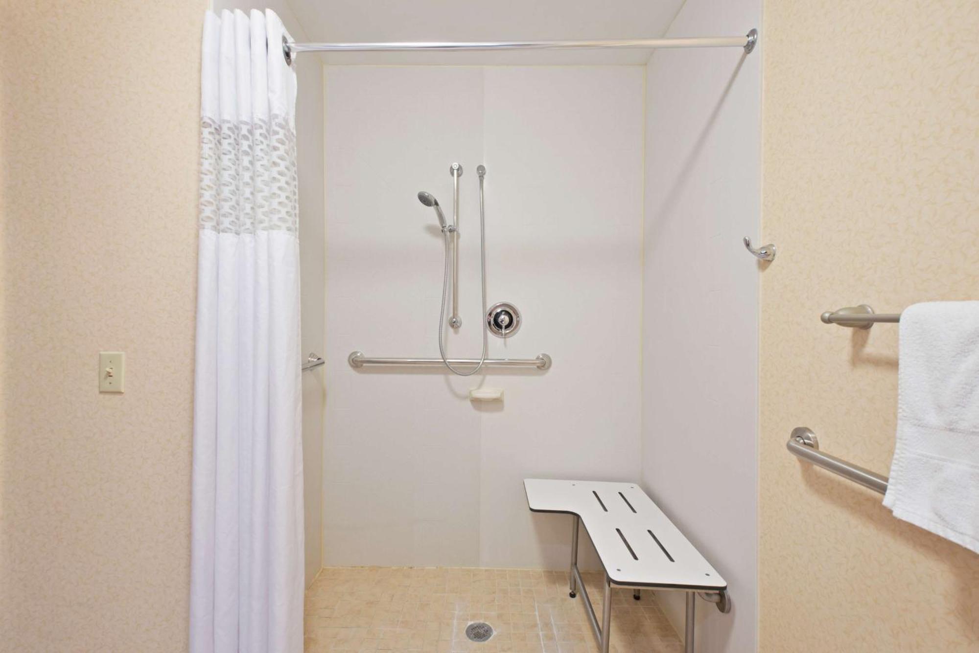 Hampton Inn Winfield Teays Valley Extérieur photo